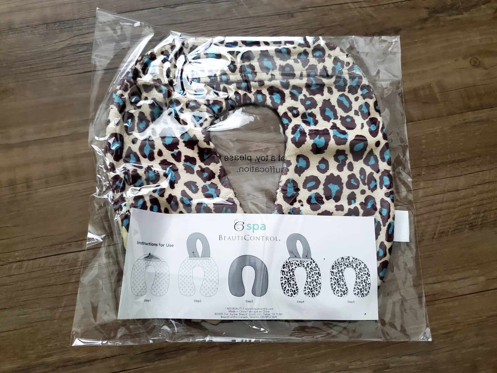BeautiControl Spa Cheetah Neck Wrap Cover New