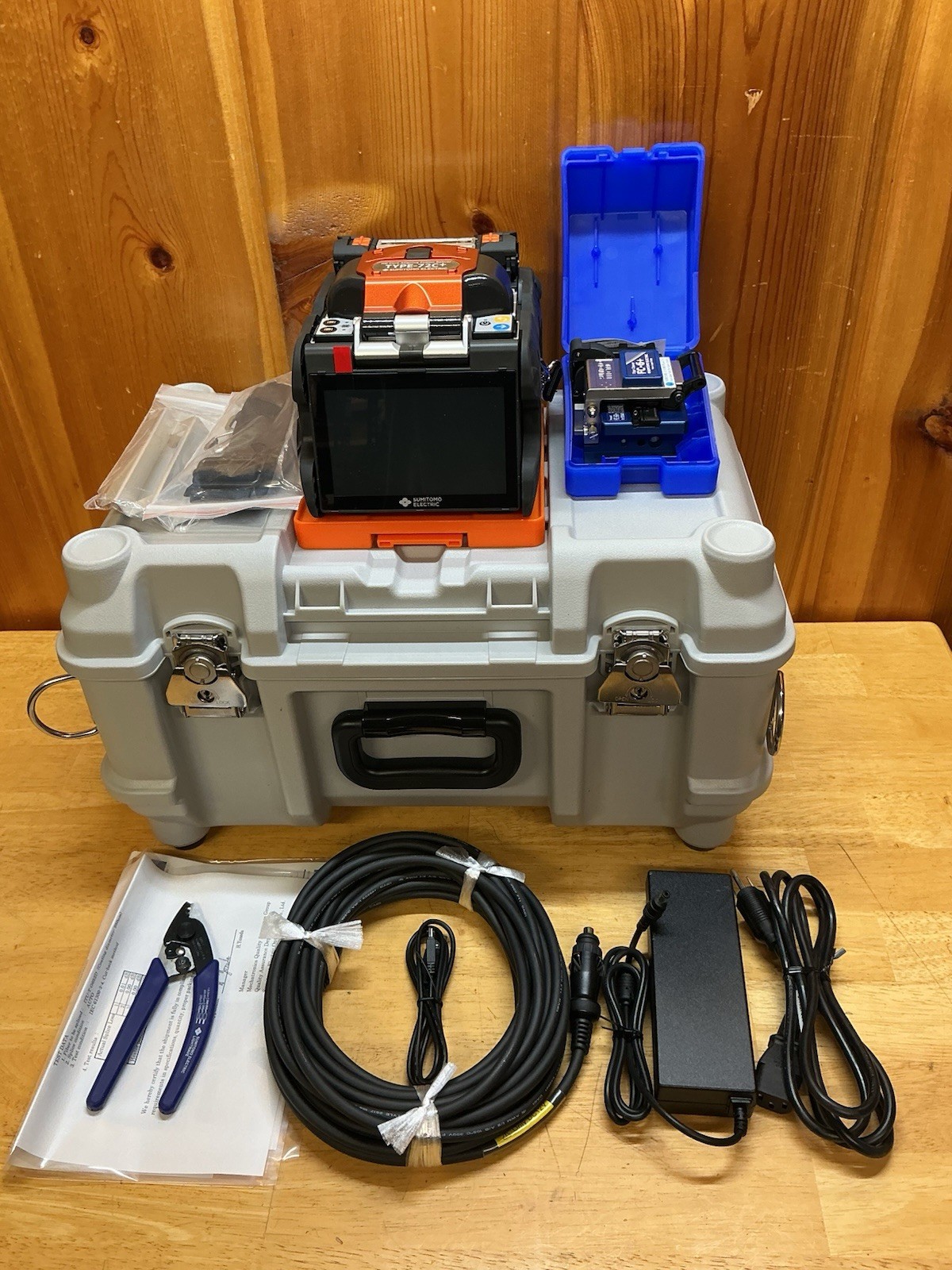 Sumitomo 72C+ Fusion Splicer Kit; FC-6R+ Cleaver; 50 Total Arcs