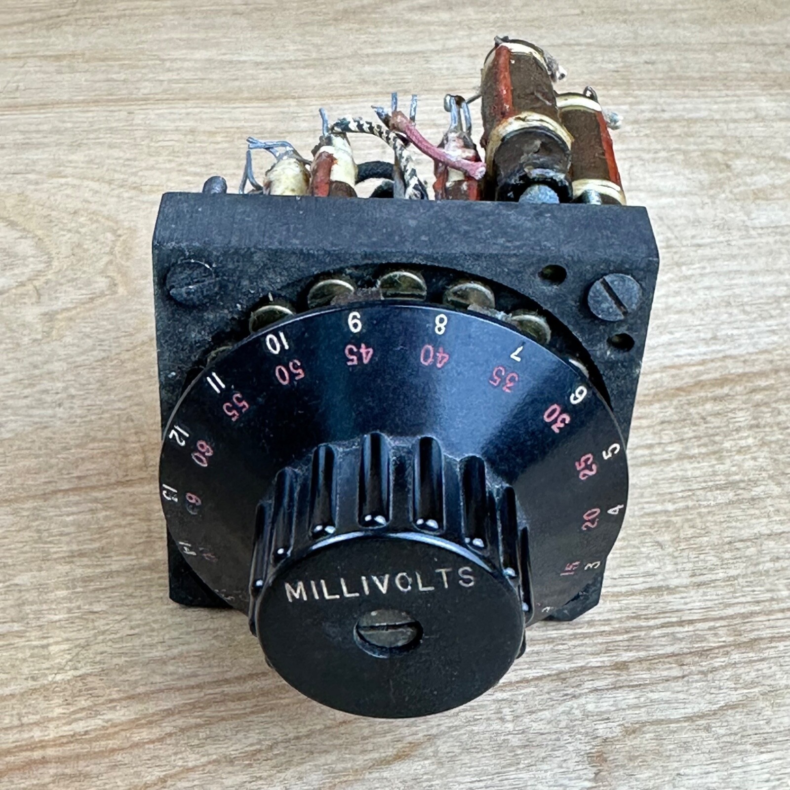 Antique Millivolts Turn Knob Dial Volts Bakelite Brass Selector Switch Unknown