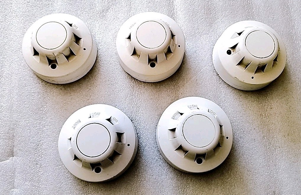 LOT OF 5 APOLLO SERIES65 55000-216 APO IONISATION SMOKE DETECTOR
