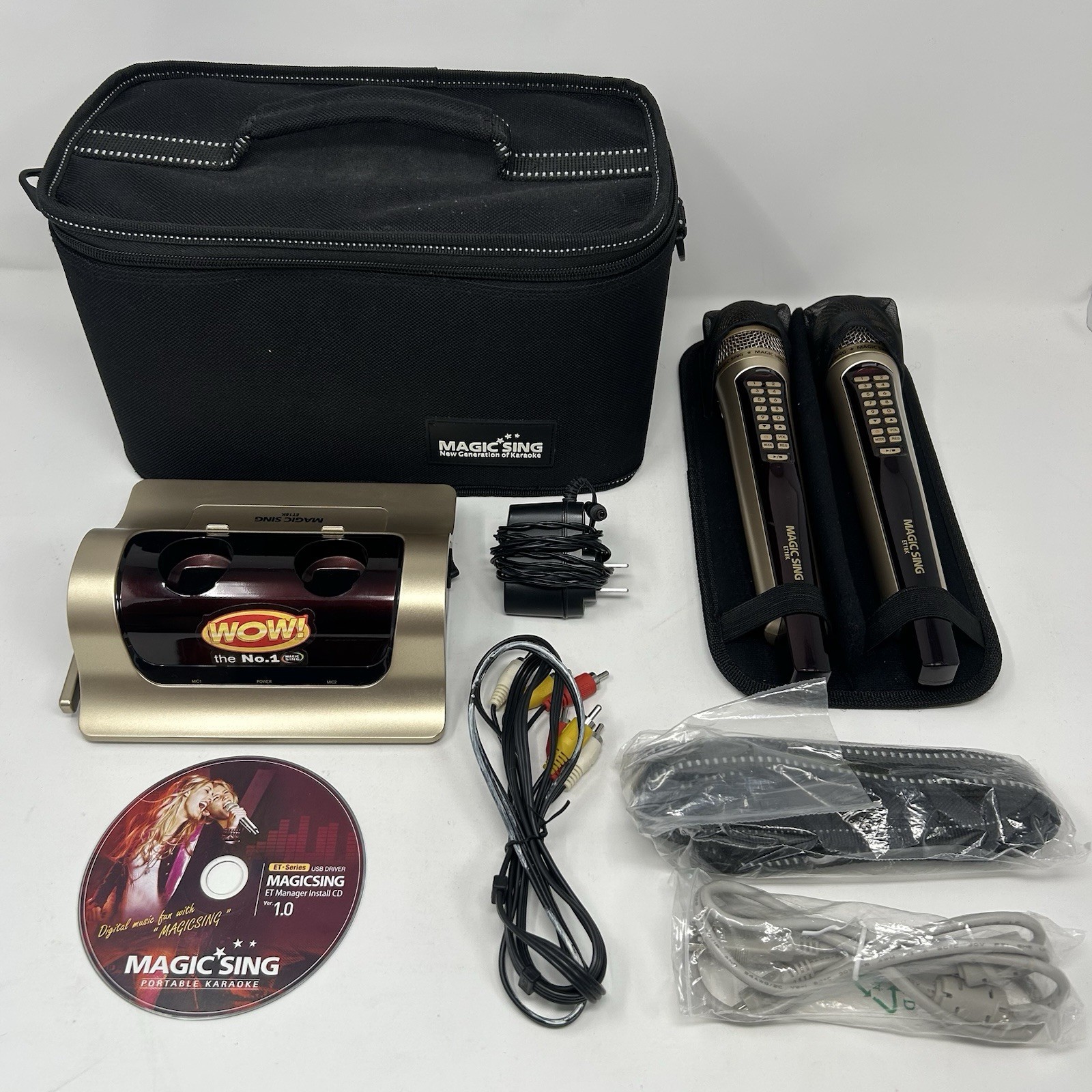 🔴 Magic Sing ET18K Karaoke Portable w/ 2 Microphone Case Cables Install CD