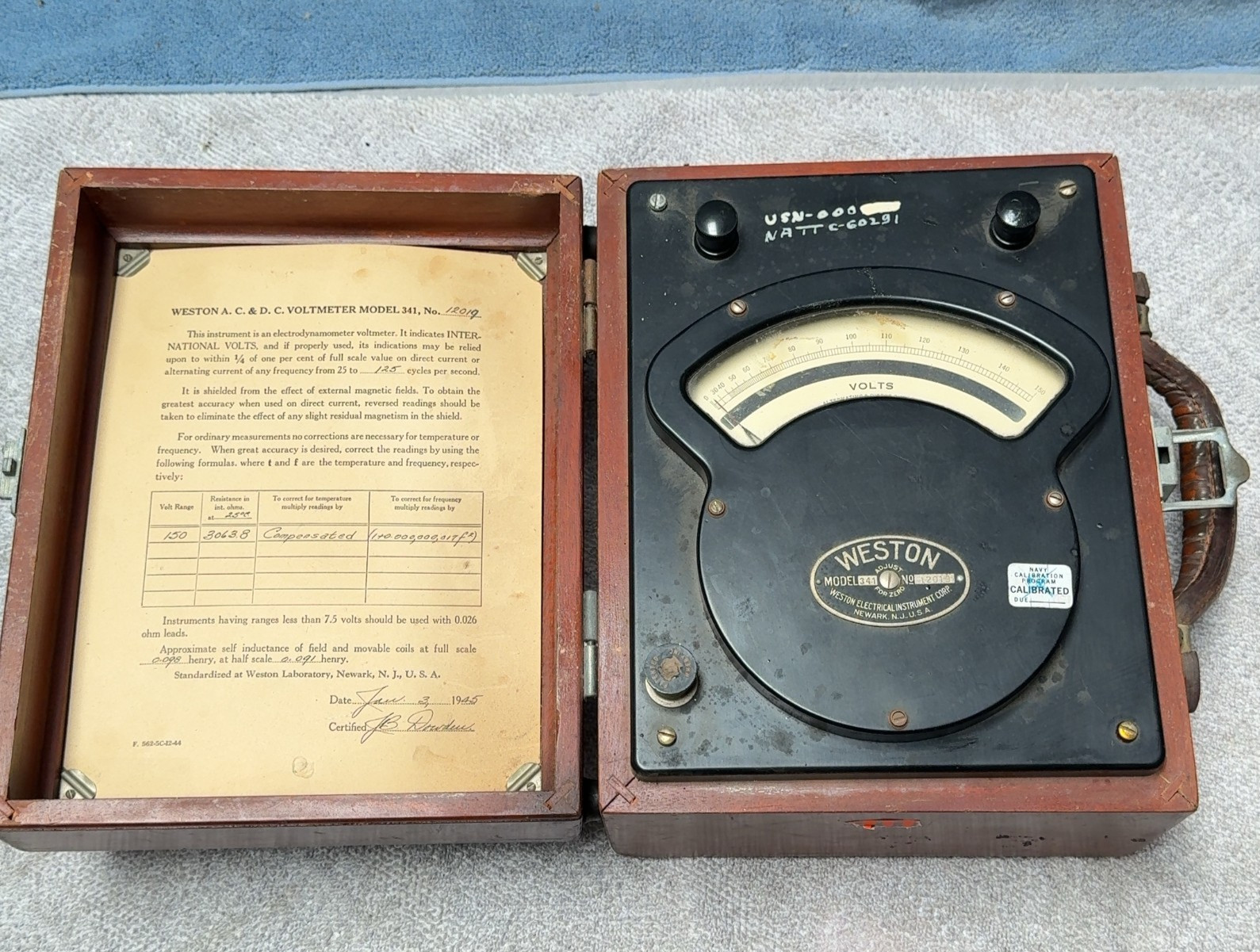 Vintage Weston Model 341 High Frequency Voltmeter w Case 1945 USA