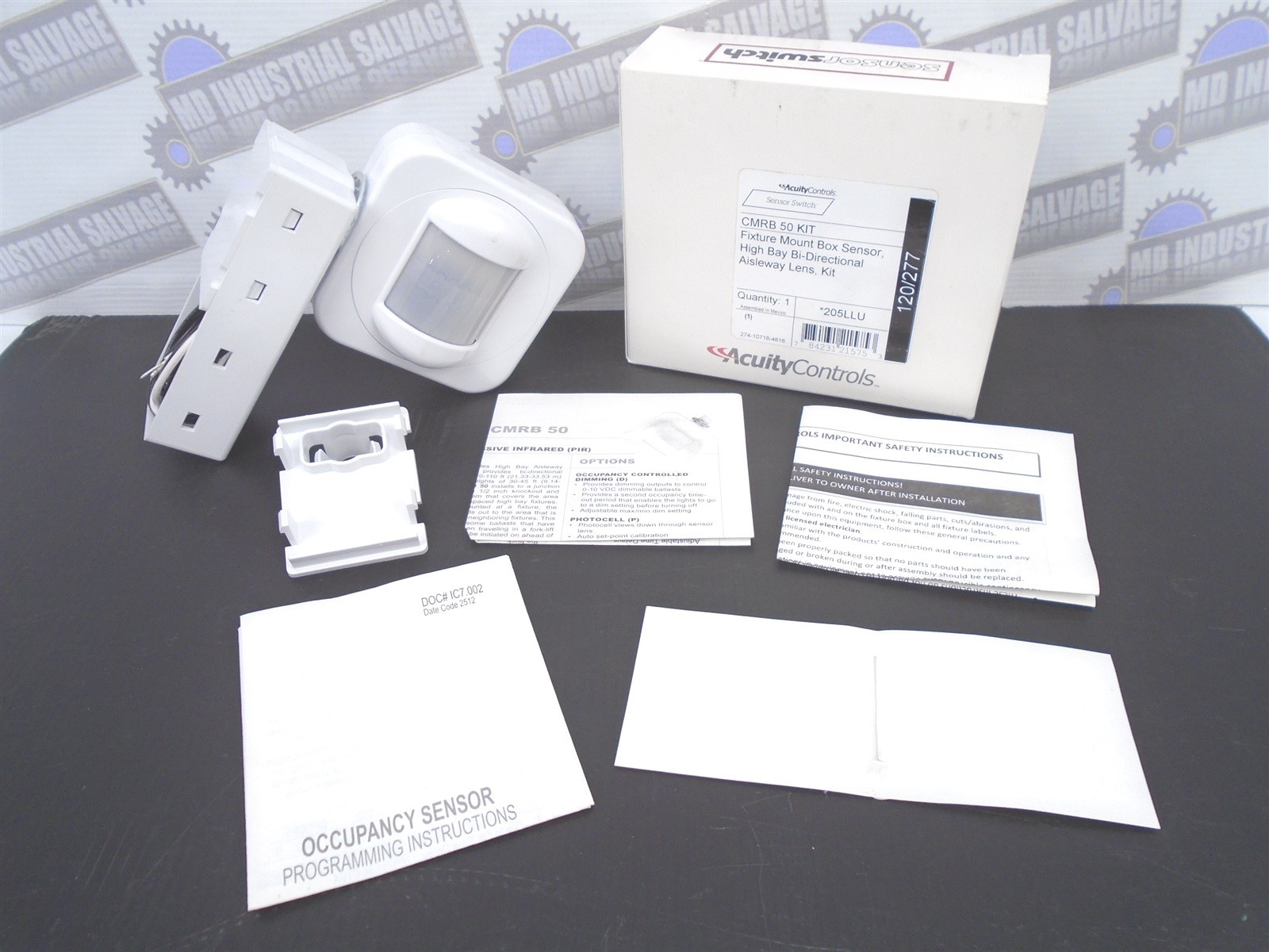SENSORSWITCH CMRB-50 KIT Bi-Directional AISLEWAY SENSOR - 120/277V -NEW