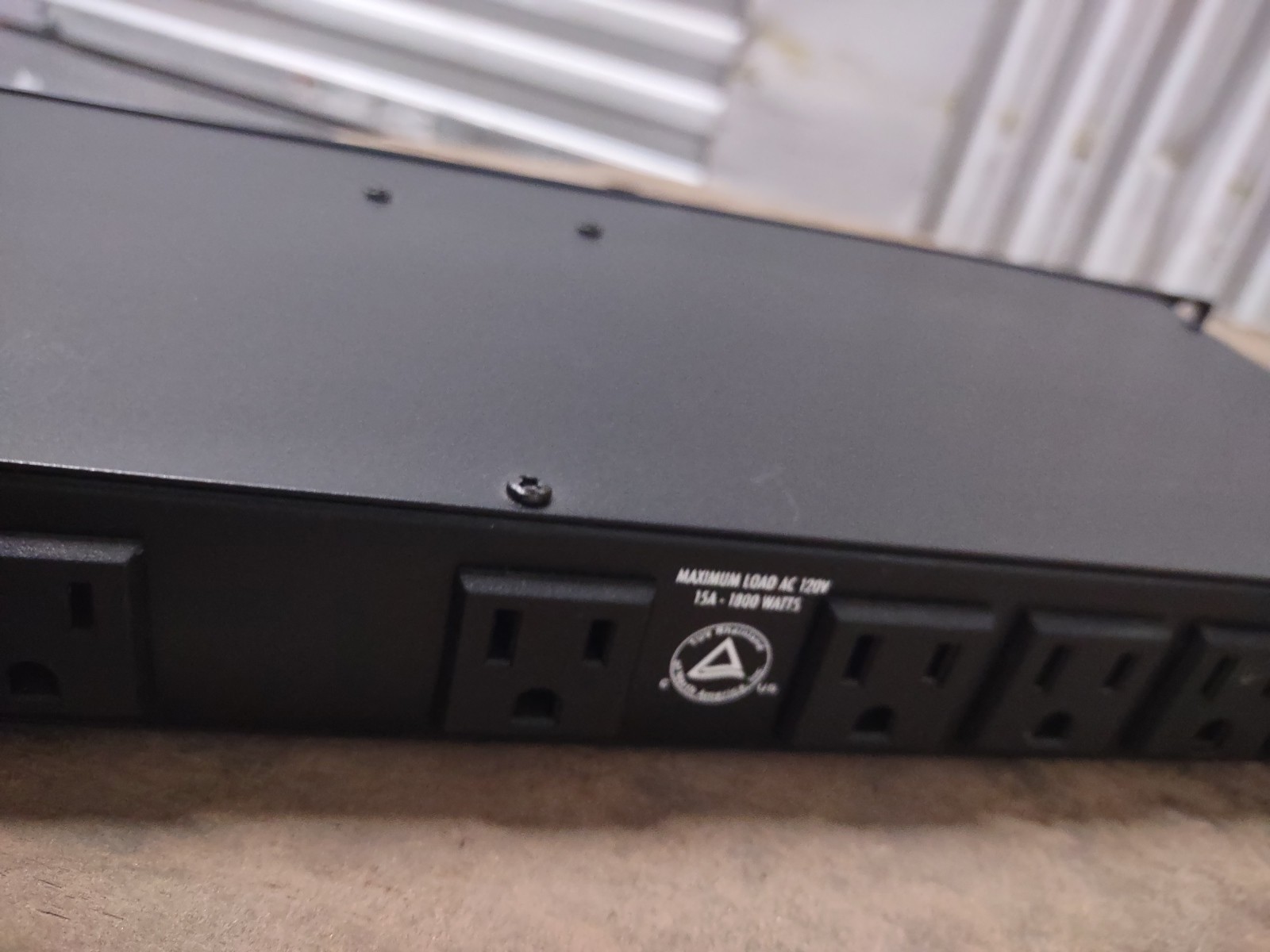 Furman M-8X Power Conditioner