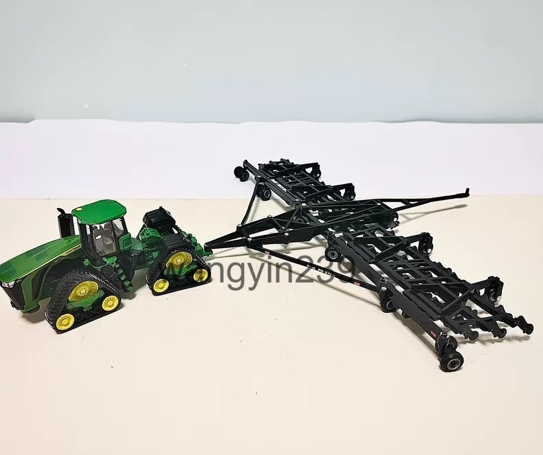 1:64 Alloy Black PD5700 Foldable Sled Model