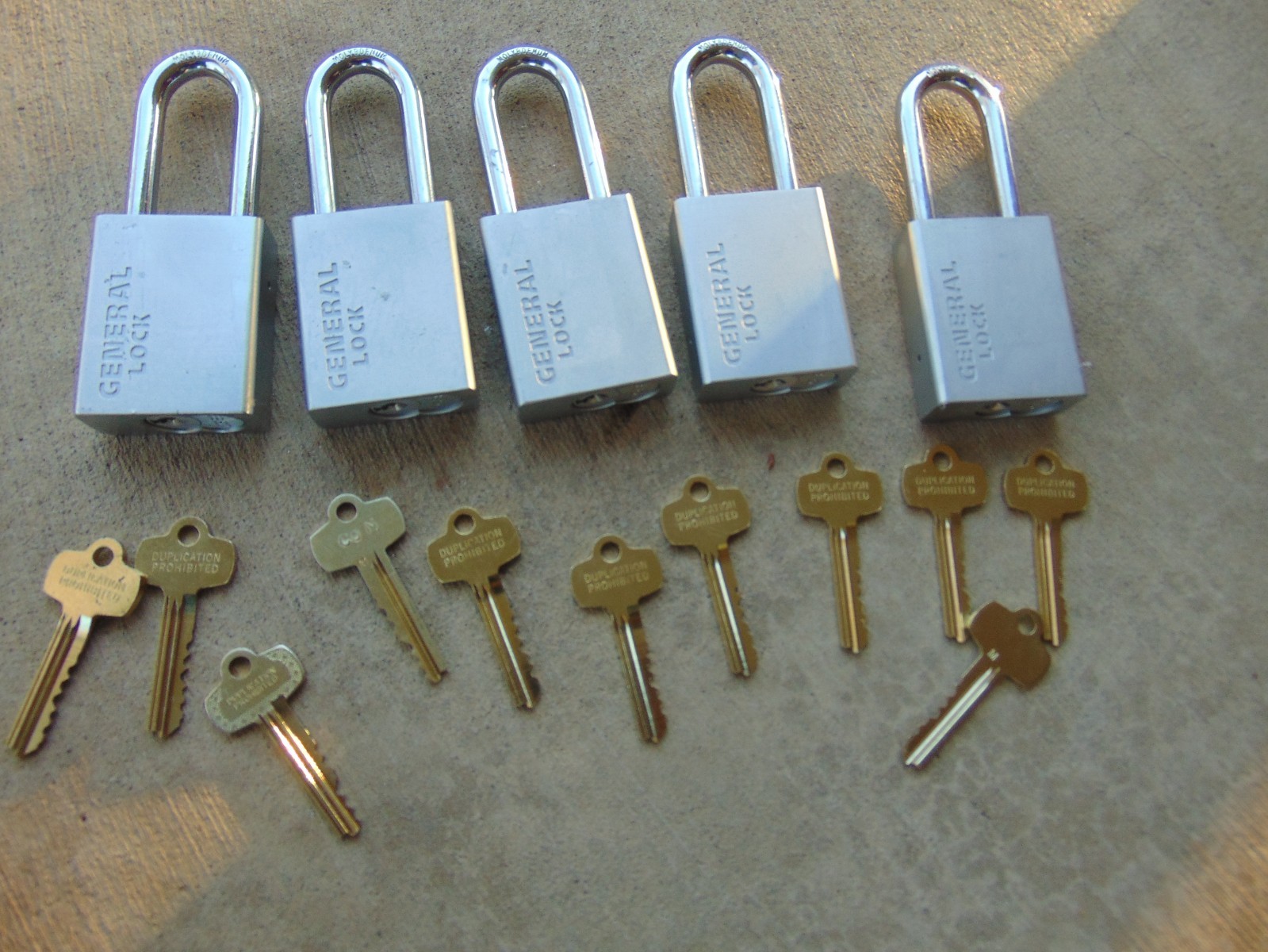 5 NEW GENERAL  IC BEST CYL. WITH M CORE AND 1 CORE AND 10 KEYS PADLOCK LOCKSMITH
