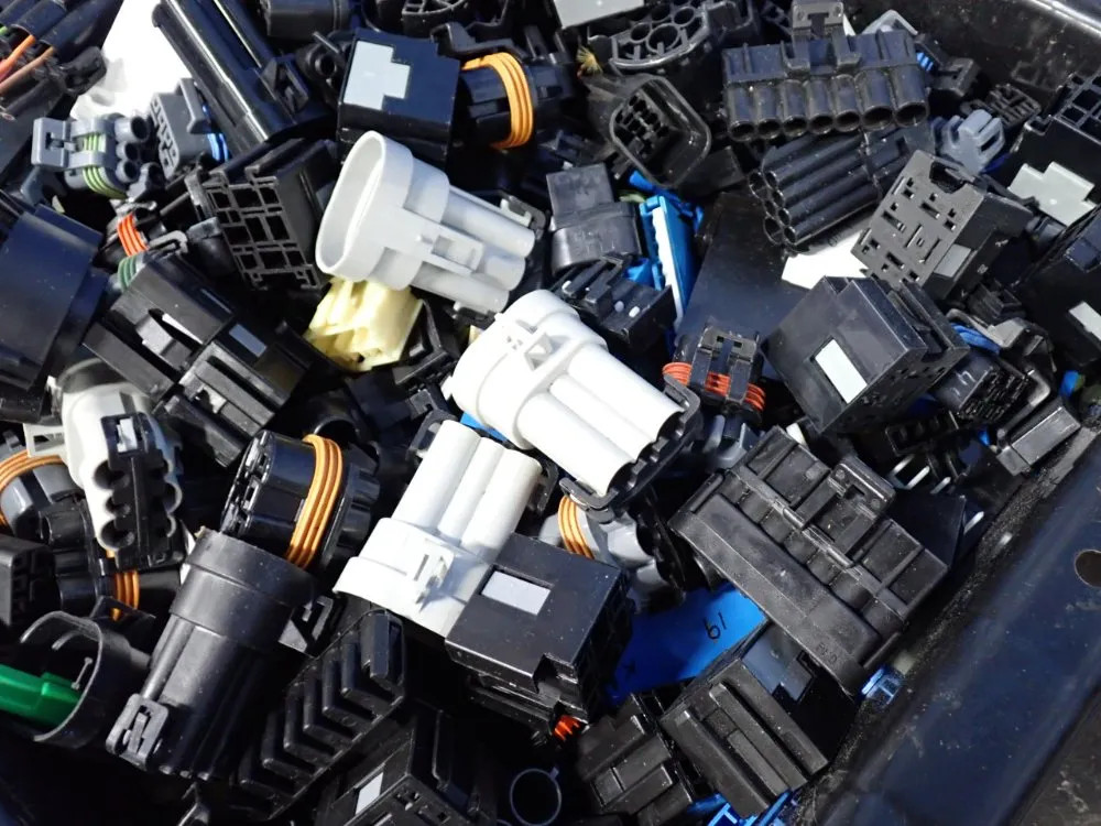 MISC ELECTRICAL CONNECTORS 02190140111