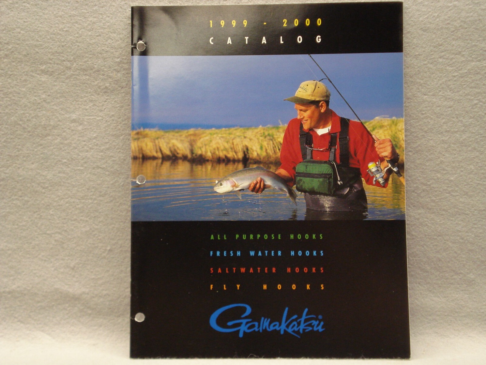 Vintage Gamakatsu Catalog Year 1999-2000  24 Pages