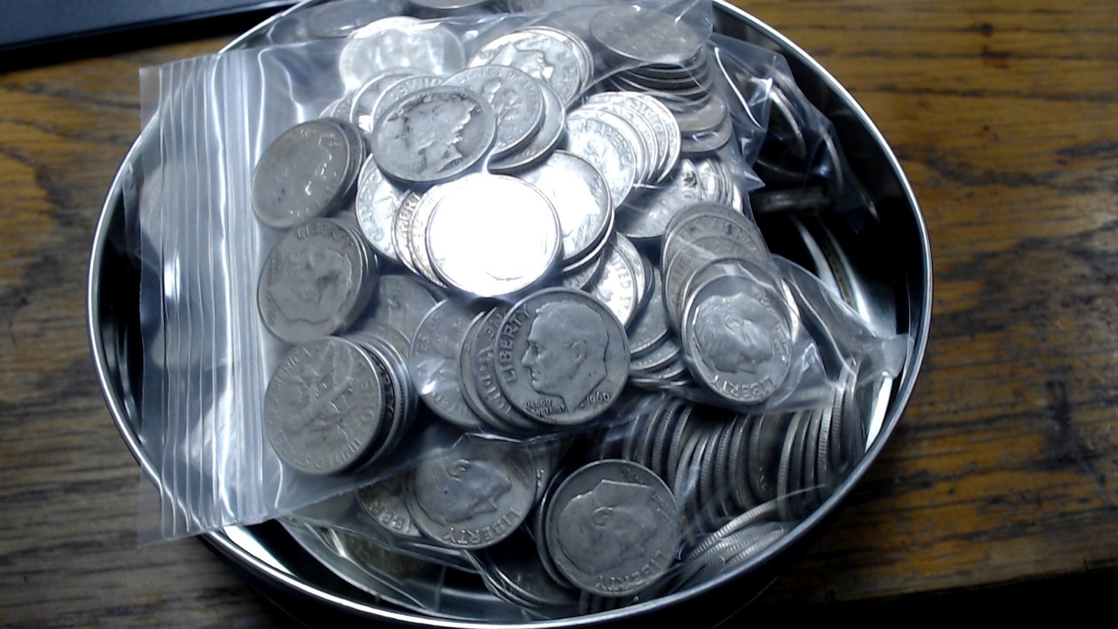 10 count. US Silver Dime Lot Assorted Mercury and Roosevelt dimes assorted date