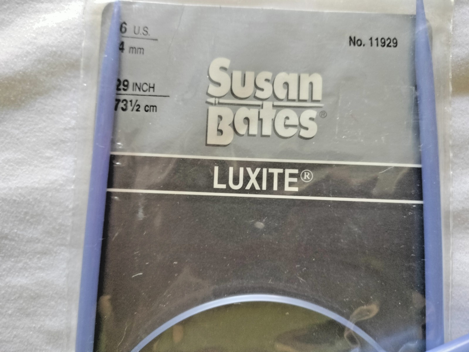 2 circluar knitting needles & 9 stitch holders