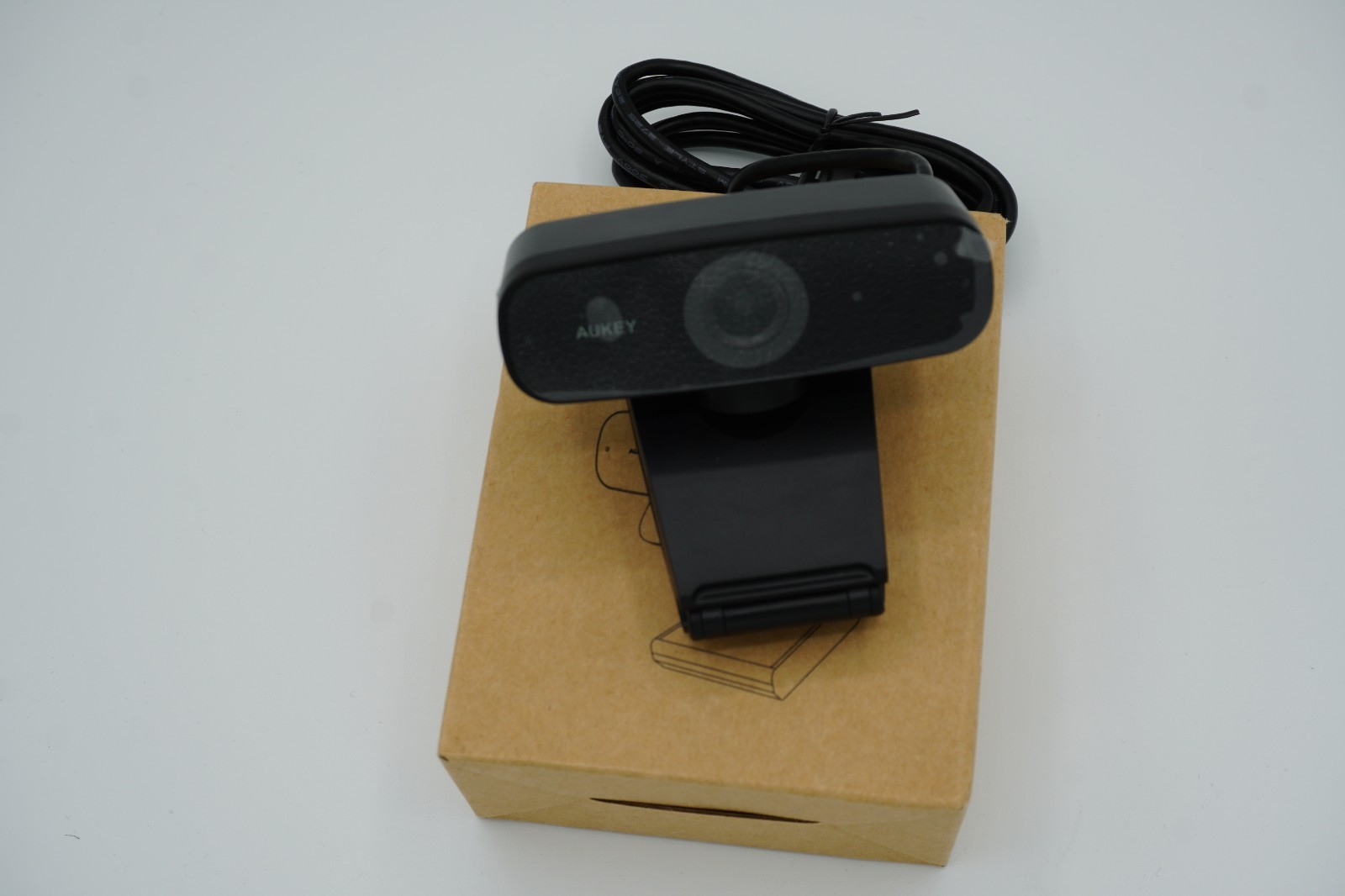 1080p Webcam Full HD Streaming Camera with Dual Microphones & Noise Reduction