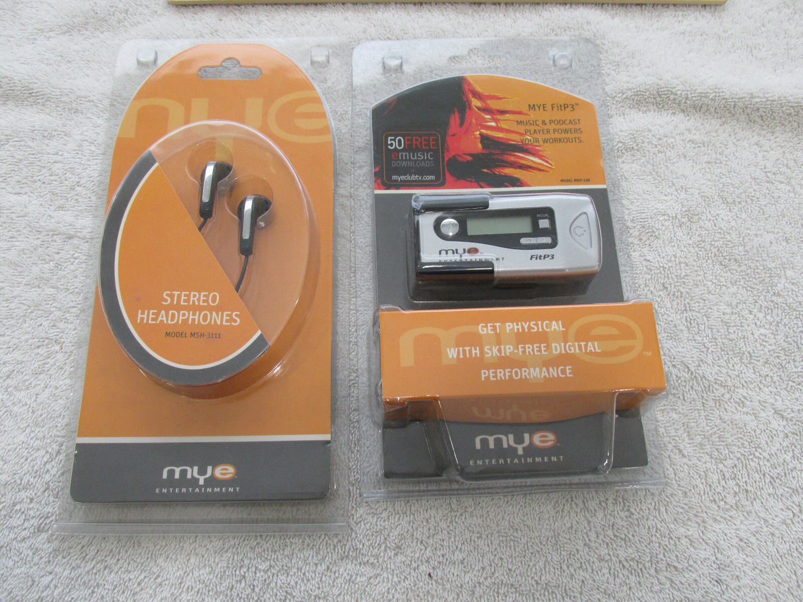 MYE Entertainment FitP3 Music & Podcast Player & Headphones Bundle