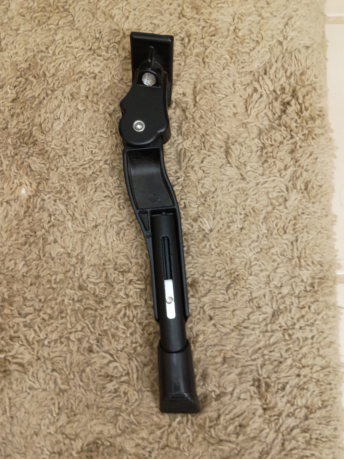New Adjustable Kickstand for Bikes Universal Fit Aluminum Alloy Black