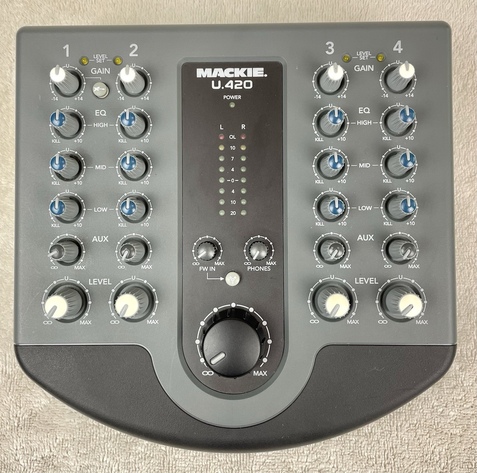 Mackie U.420 FireWire Audio Interface Desktop Mixer Phono Preamp 3-Band EQ