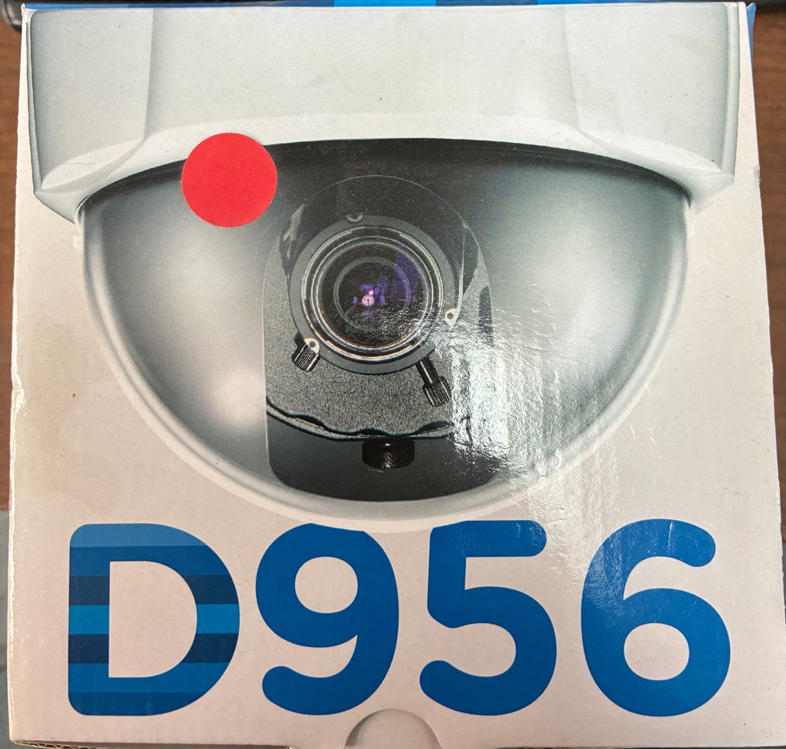 Clinton DE-956 camera