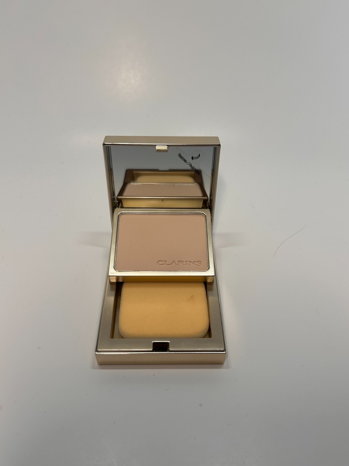 Clarins Everlasting Compact **CHOOSE YOUR SHADE**