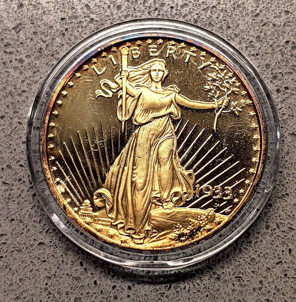 24k Gld Plated U. S., Liberty 1933 Eagle Twenty Dollars COPY COIN in Capsule