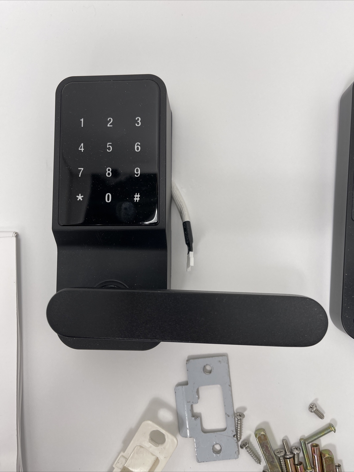 Bluetooth Touchscreen Smart Lock Anti-peep Code Adjustable Handle Works with iOS