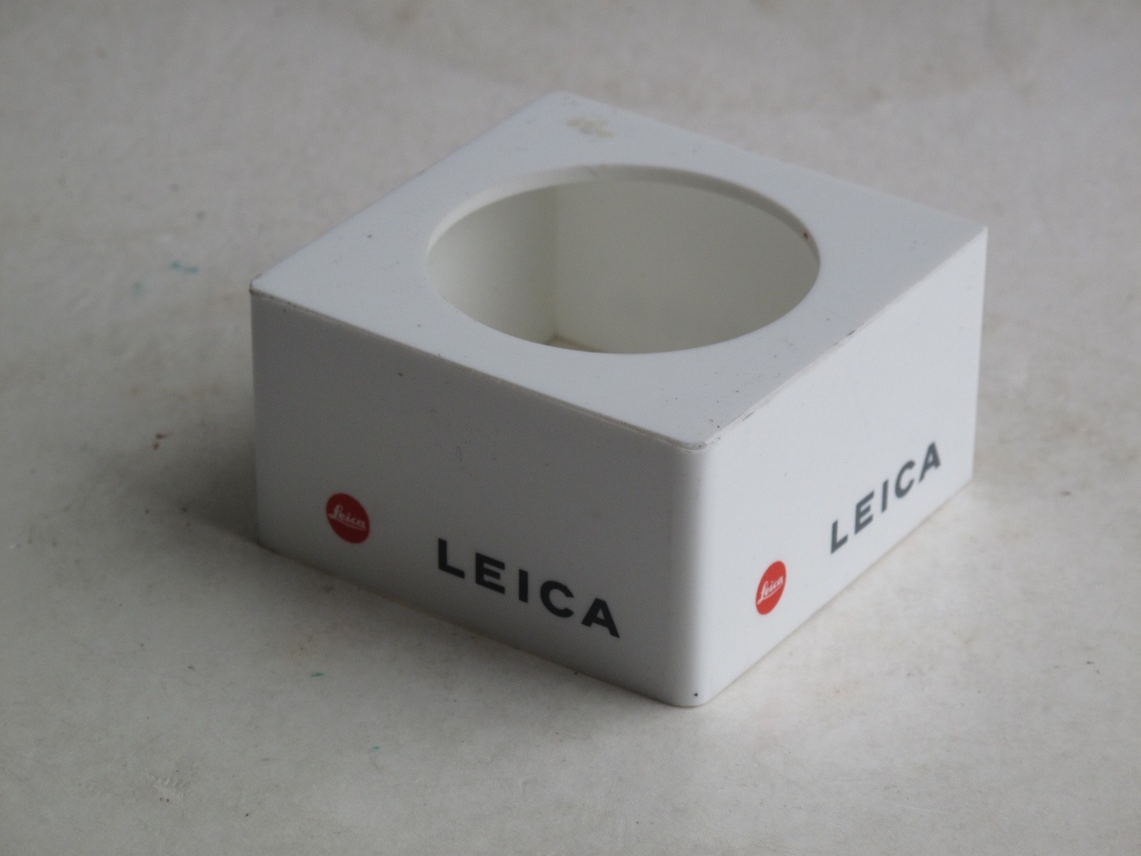 Leica Leitz R Leicaflex lens display in white finish, US SELLER "LQQK"