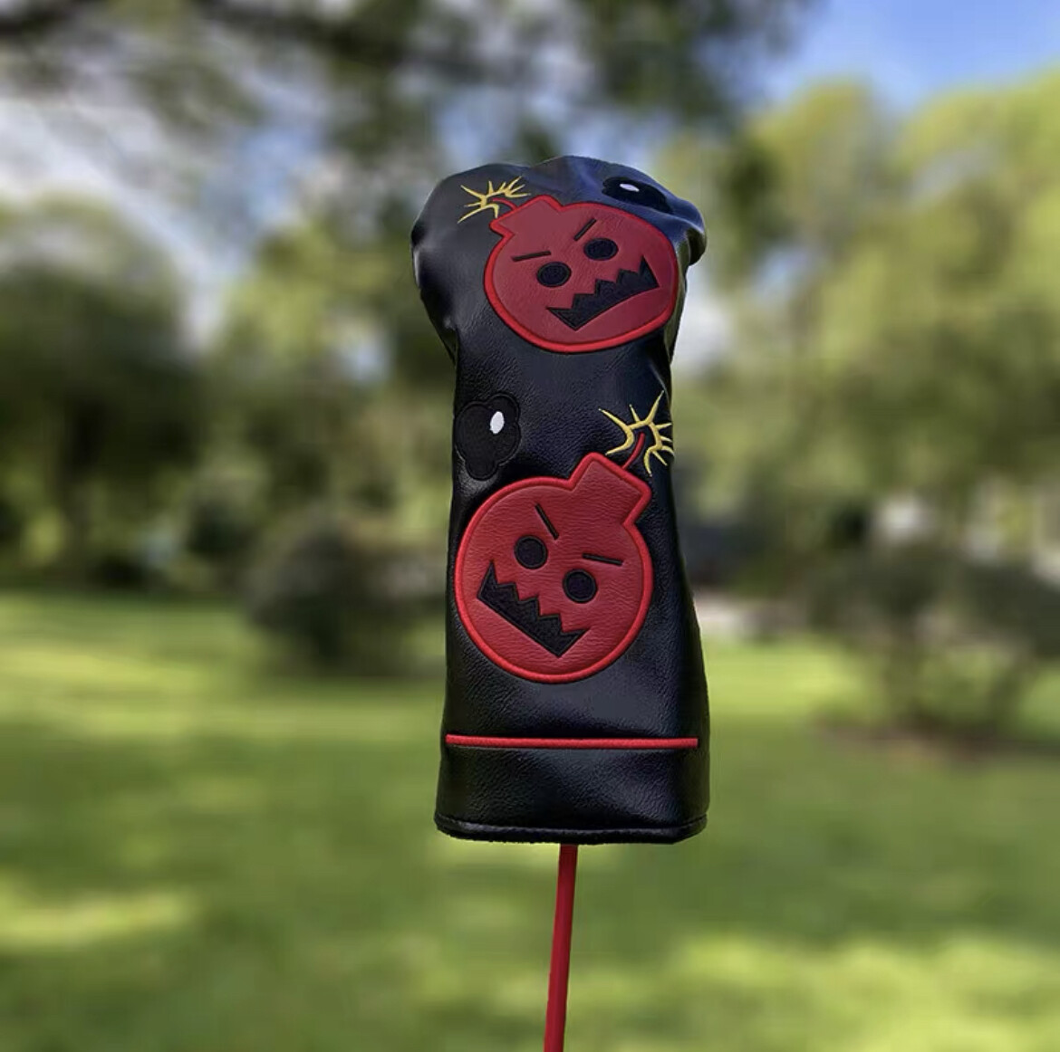 Golf Club Driver Fairway Wood Hybrid Putter Head Cover Bomb Cartoon Ignite Fire