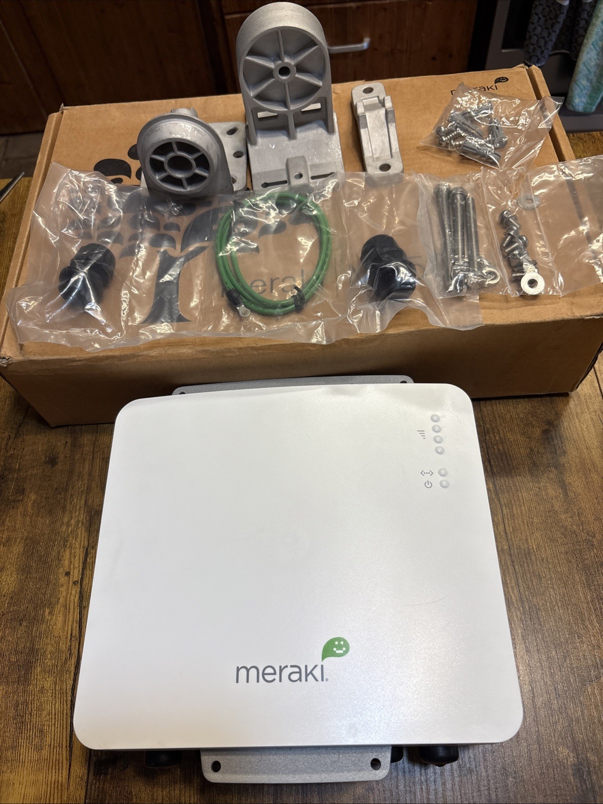 Cisco Meraki MR58 P/N 600-09000-E wireless access point Untested W/instructions