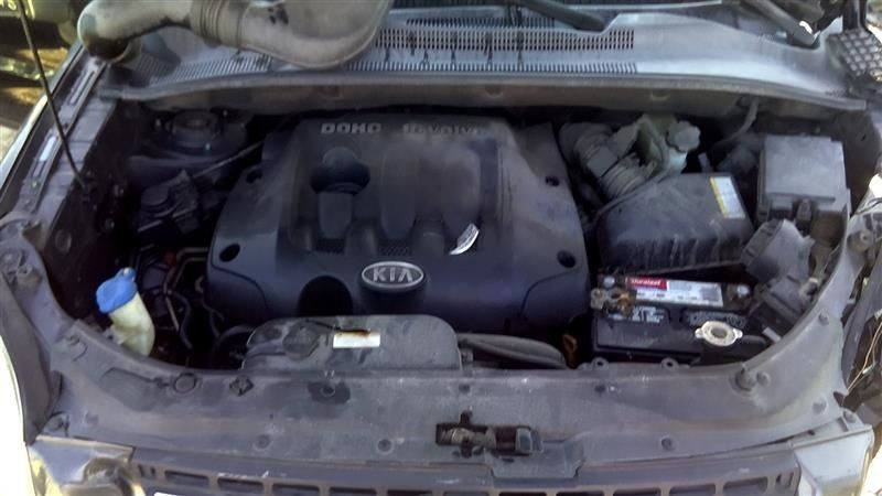 Passenger Front Spindle/Knuckle ABS 4 Cylinder Fits 05-10 SPORTAGE 103663840
