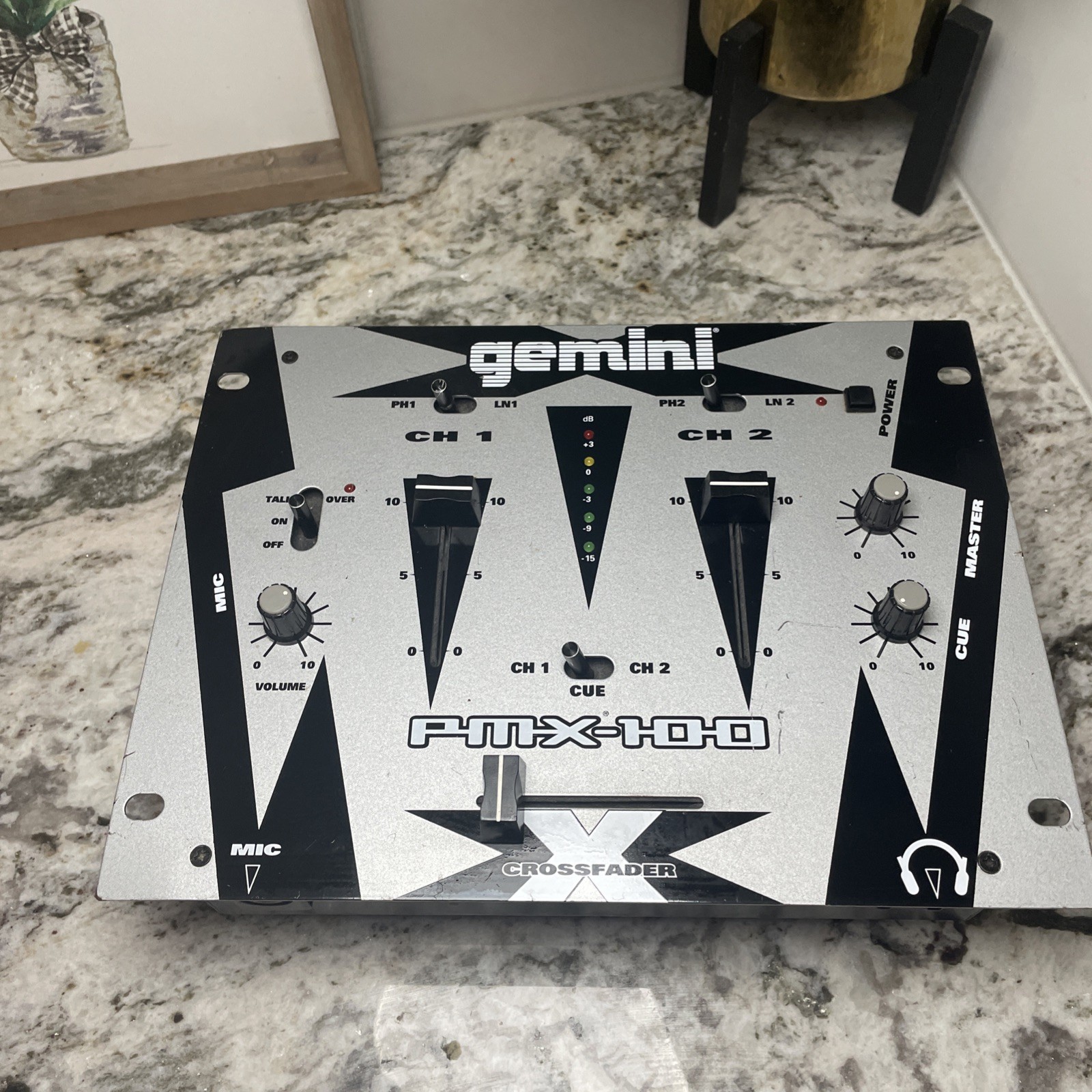 Gemini PMX-100 DJ Mixer Untested
