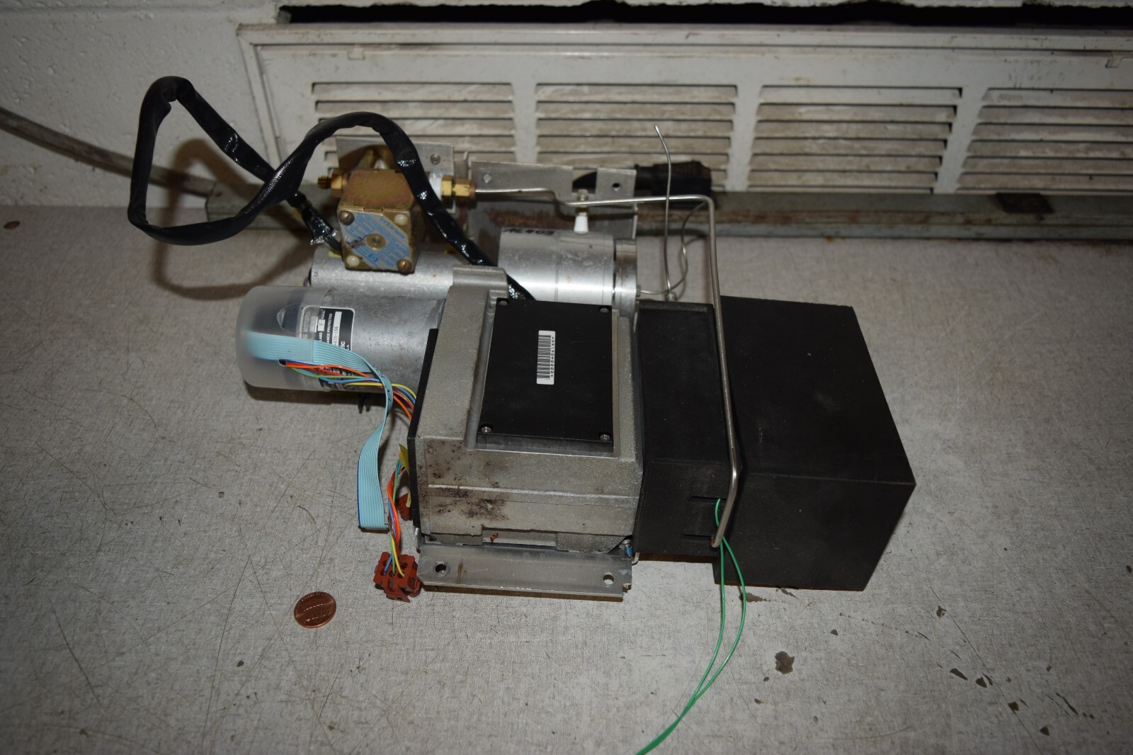 Hewlett Packard HP 7680T Fluid Extractor Part
