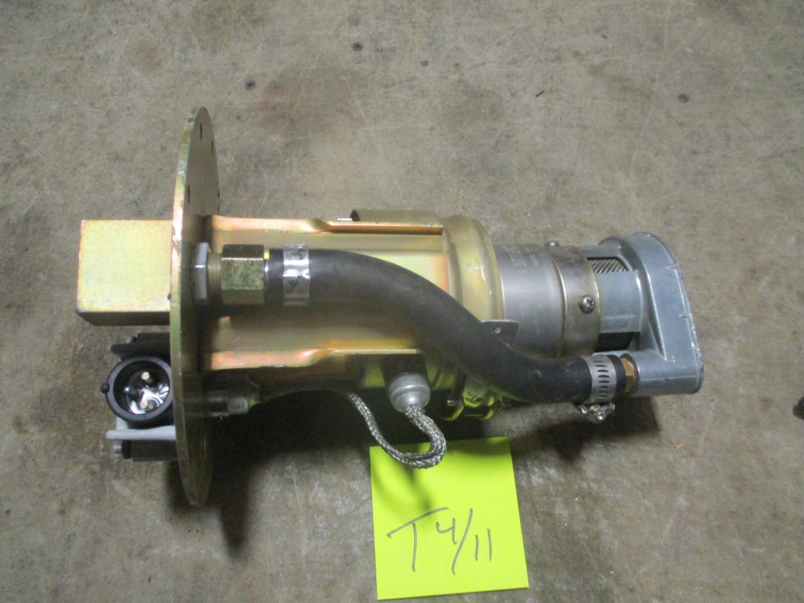 NOS Olympic Model 558 Electric Fuel Pump 24v in 9" Fuel Cell Mount, M35A2 *Dente