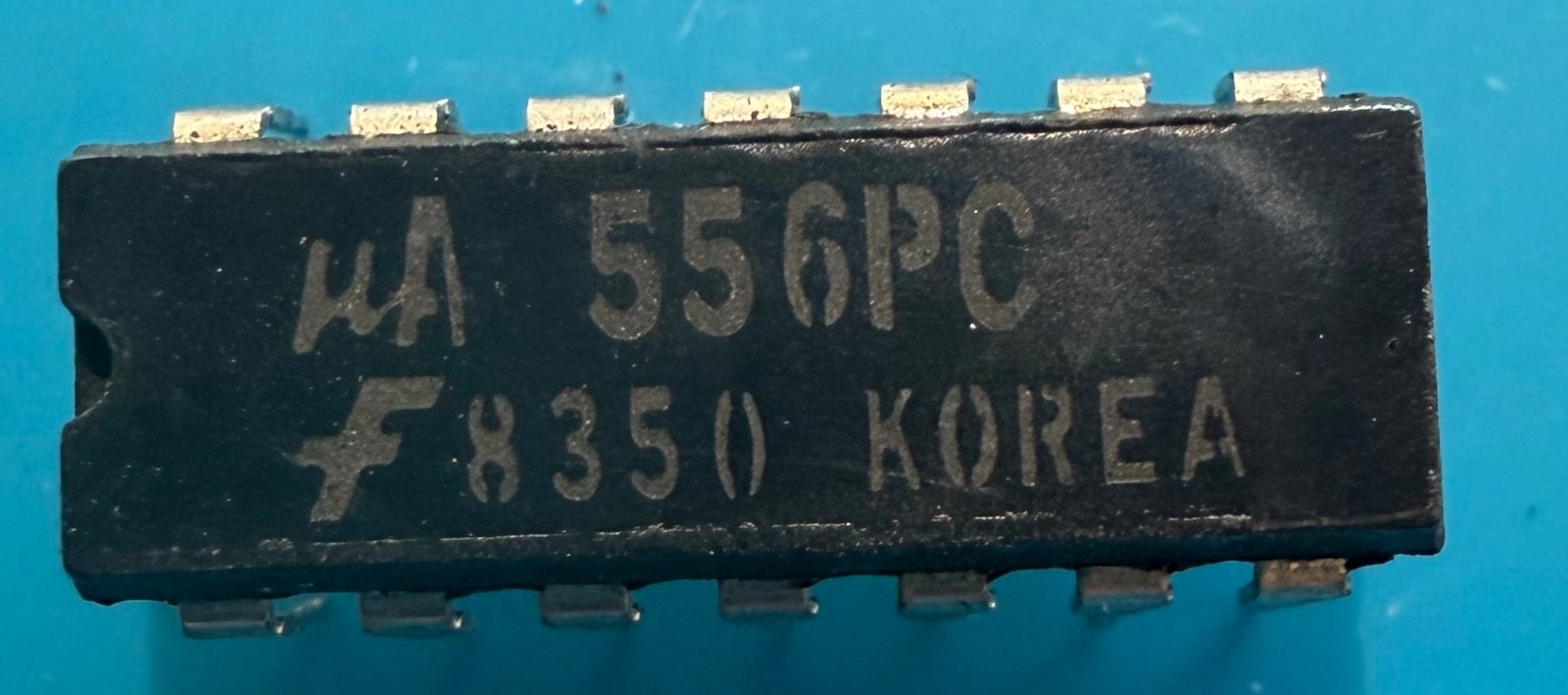 Fairchild  556PC Integrated Circuit