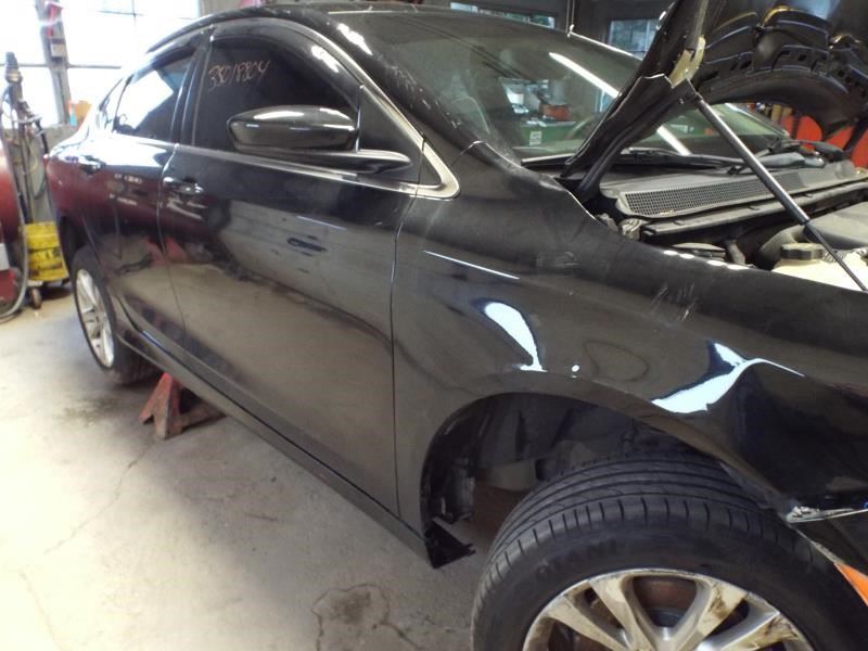 200 2016 High Mounted Stop Light 444523