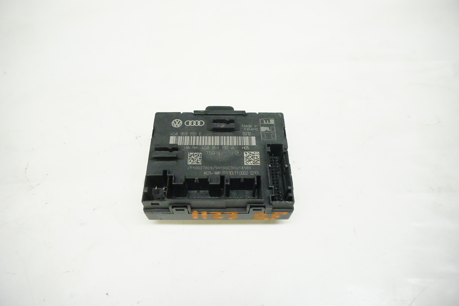 2012-2018 AUDI A6 Passenger Front Door Control Module 4G8959792E