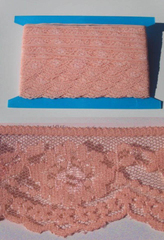 Flat Lace Apricot (215)  - 33 metres