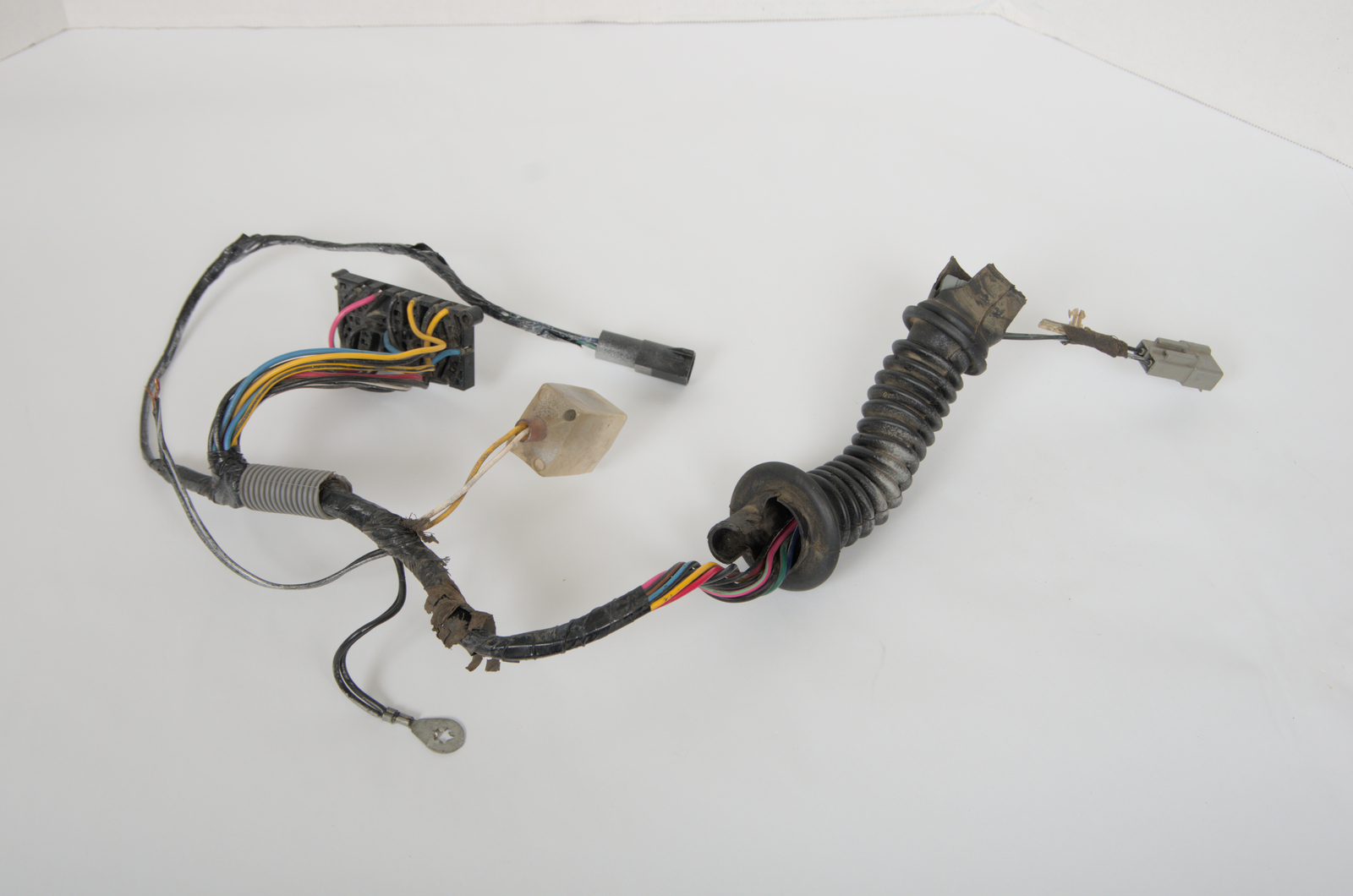 Genuine Ford Chassis electrical. Door main wiring harness