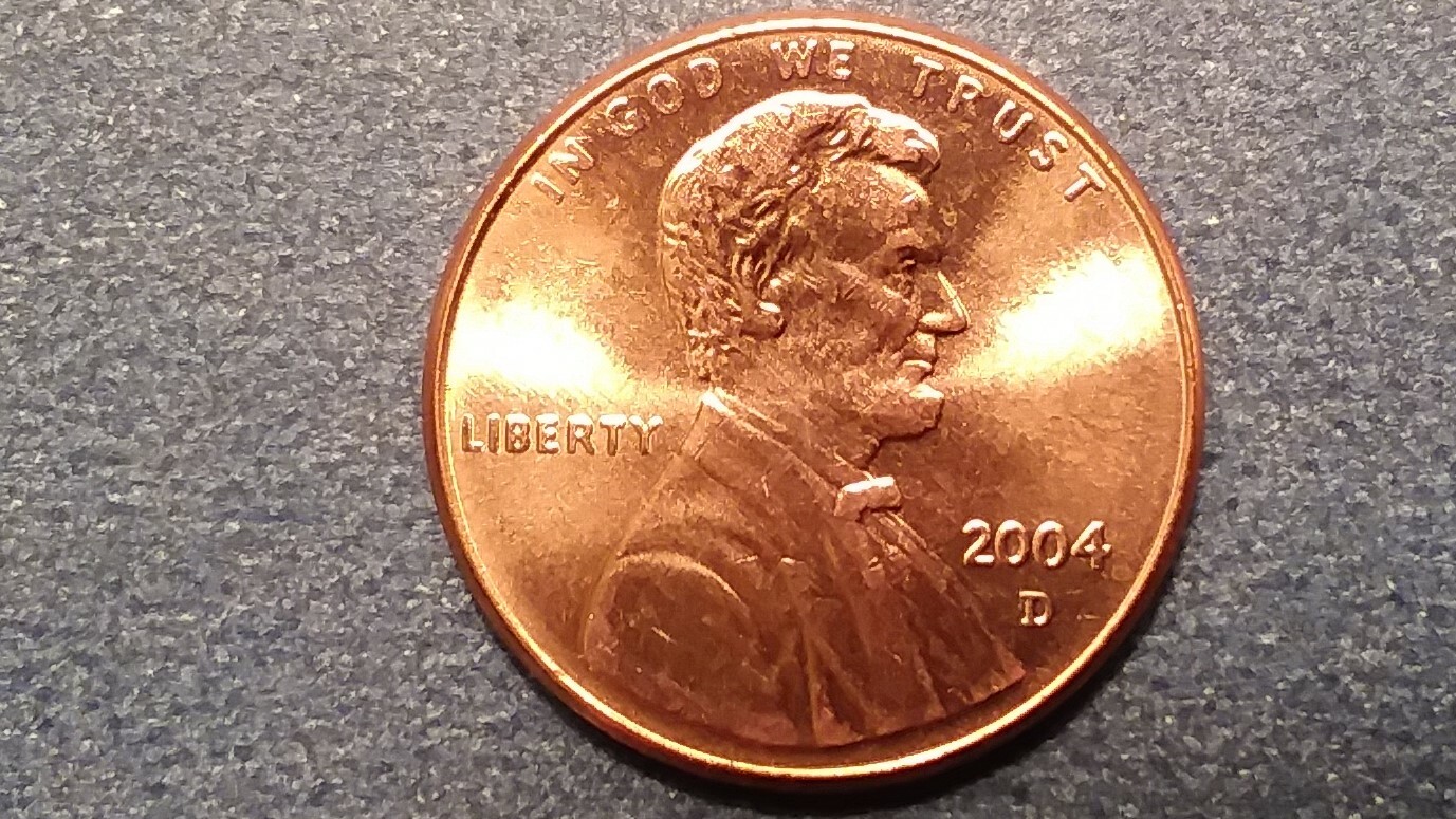 2004-D Brilliant Uncirculated Lincoln Cent.  Ships Free.  BU condition.