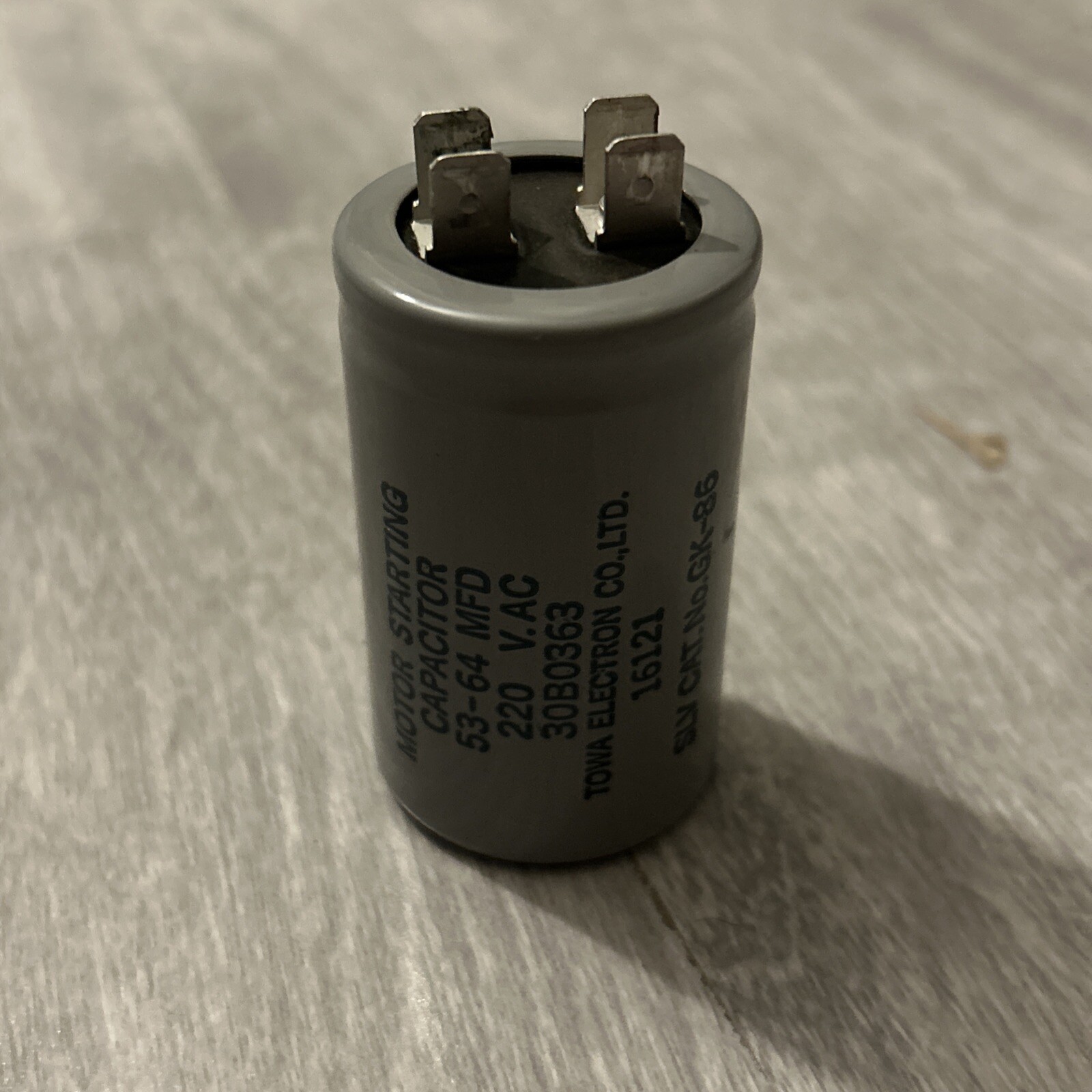 Motor Starting Capacitor 53-64MFD 220 VAC 030B0363