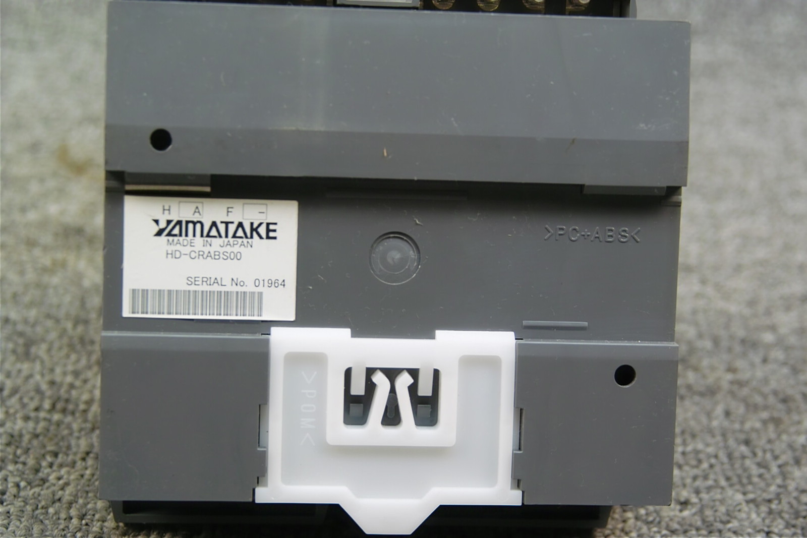 YAMATAKE DISTRIBUTED I/O MODULE CRAM00,HD-CRAM00 HD-CRABS00,AS PHOTOS FREE SHIP