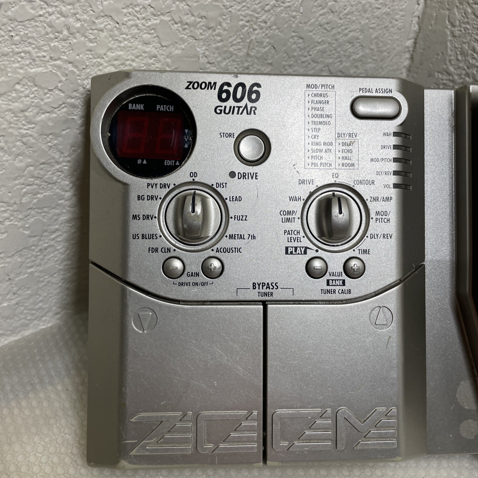 Zoom 606 Guitar Multi Effects Processor Pedal Made in Japan ***Untested***