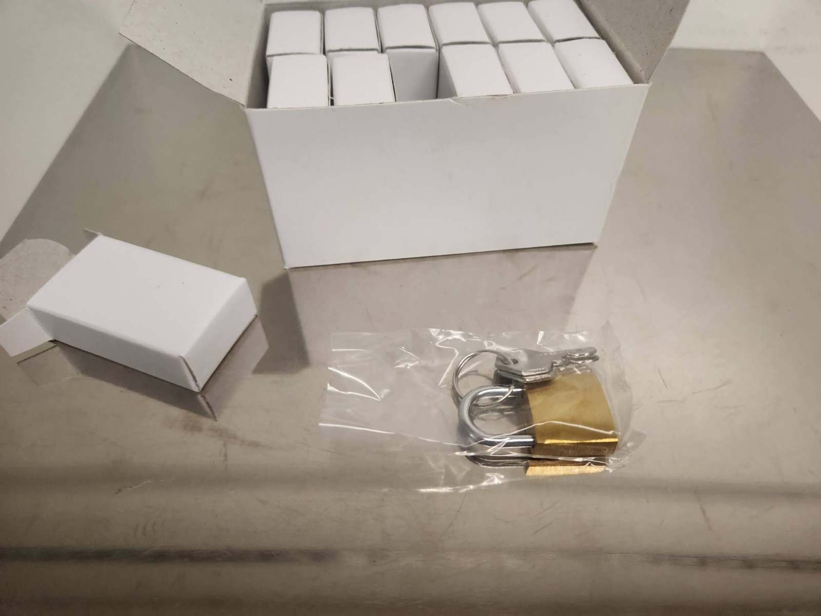 MINI BRASS & STEEL PADLOCKS  W/ KEYS BULK LOT 600