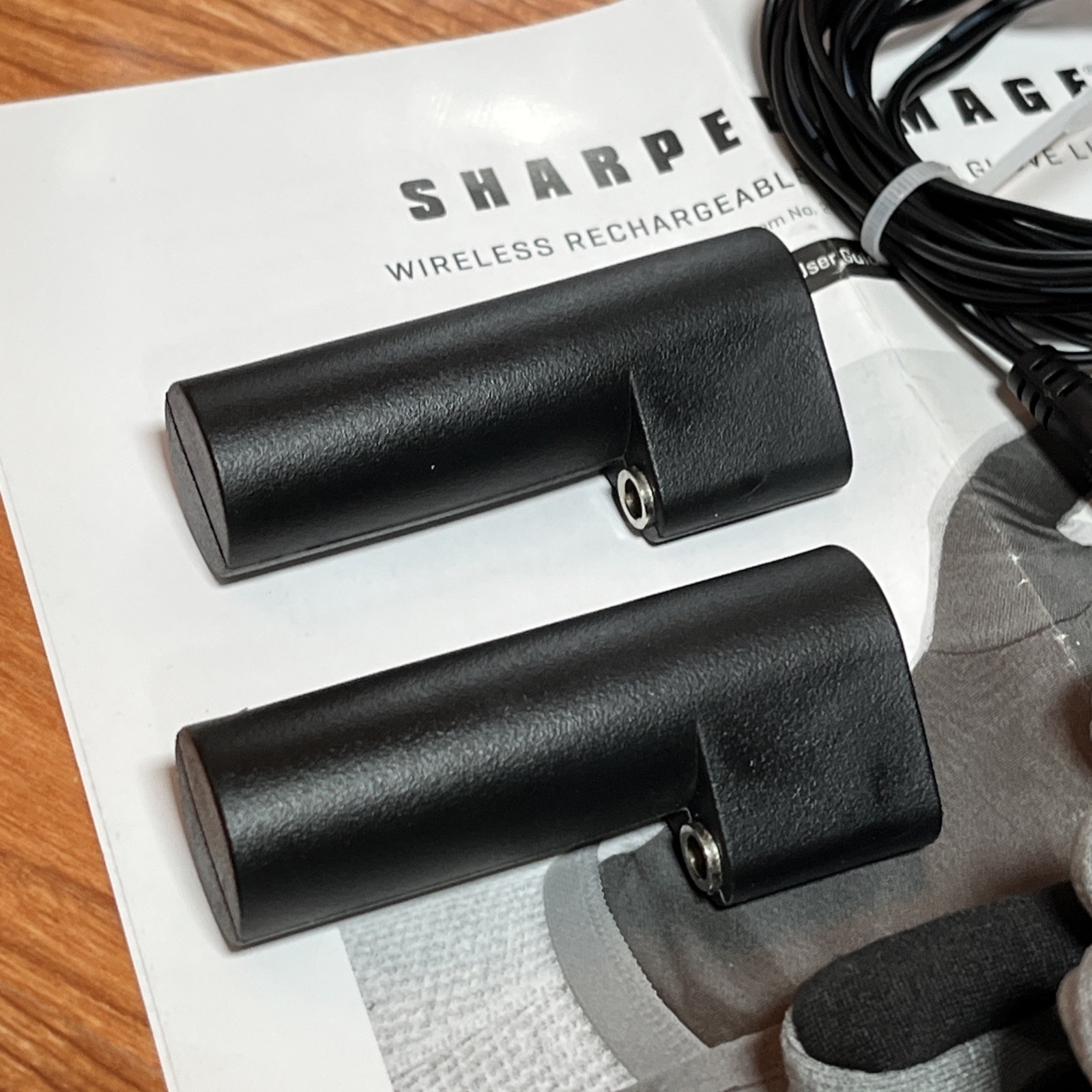Sharper Image 206948 XS Men Wireless Rechargeable Warming Glove Liners