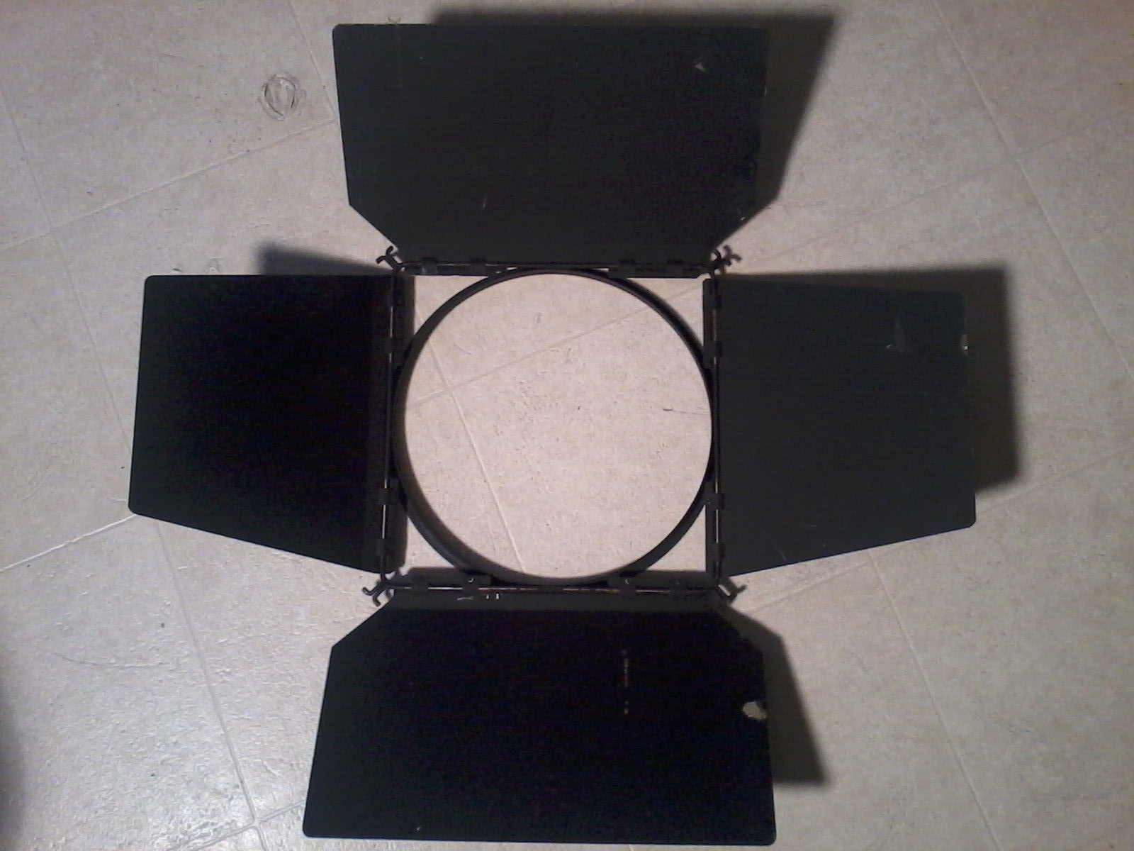 12 3/4" Barndoors Ianiro Strand Quartzcolor Arri 2k or HMI fresnel light