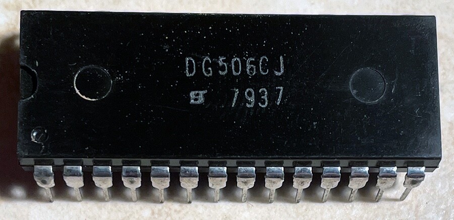 Siliconix DG506CJ DG506 16 Channel CMOS Analog Multiplexer - NOS