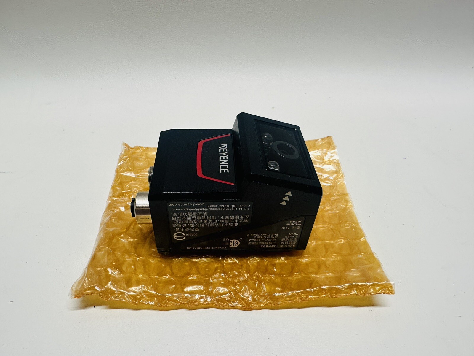 NEW Keyence SR-652 Barcode Scanner
