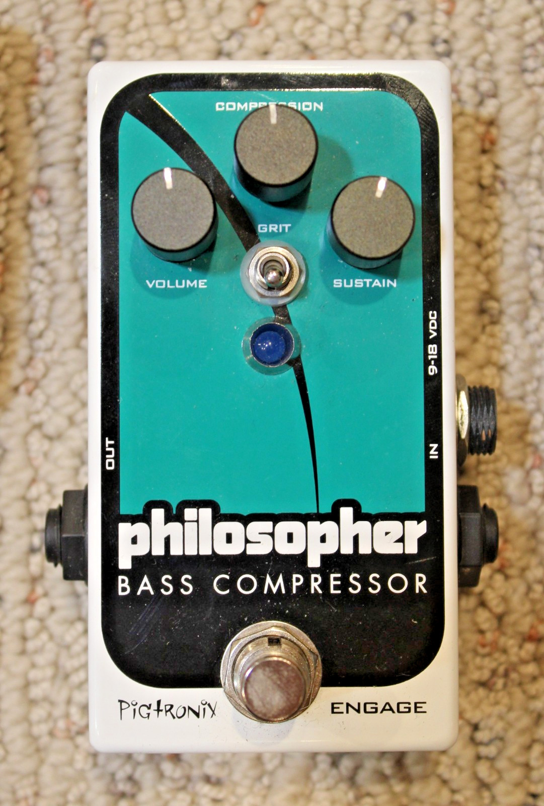 Pigtronix Philosopher Bass Compressor Sustainer Analog Pedal Open Box LN