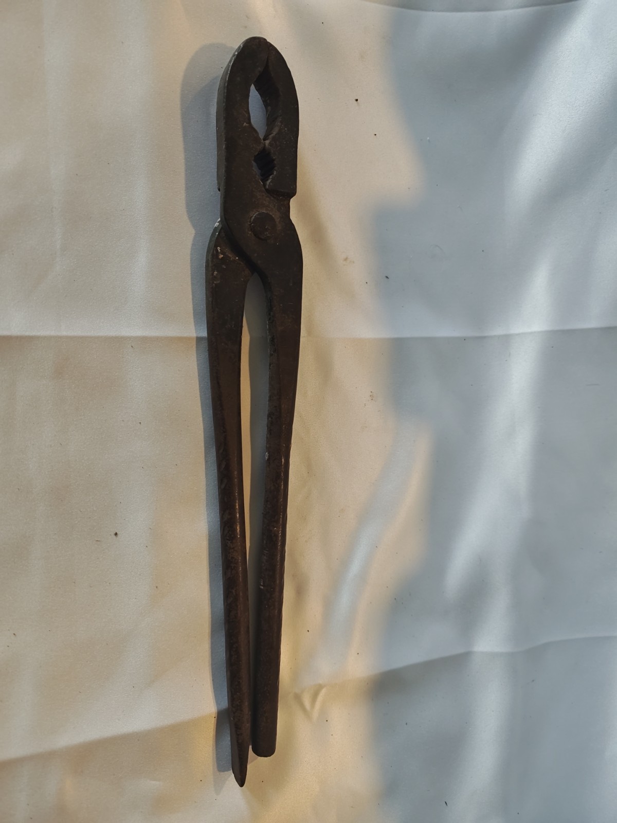 Antique Primitive Wolf Jaw Type Blacksmith Forge Tongs