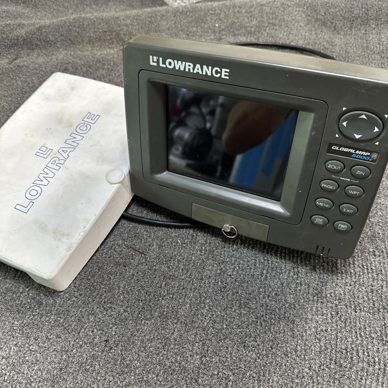 Lowrance Global Map 5000C Waypoint Chart W/ Power Cord And GPS Puck