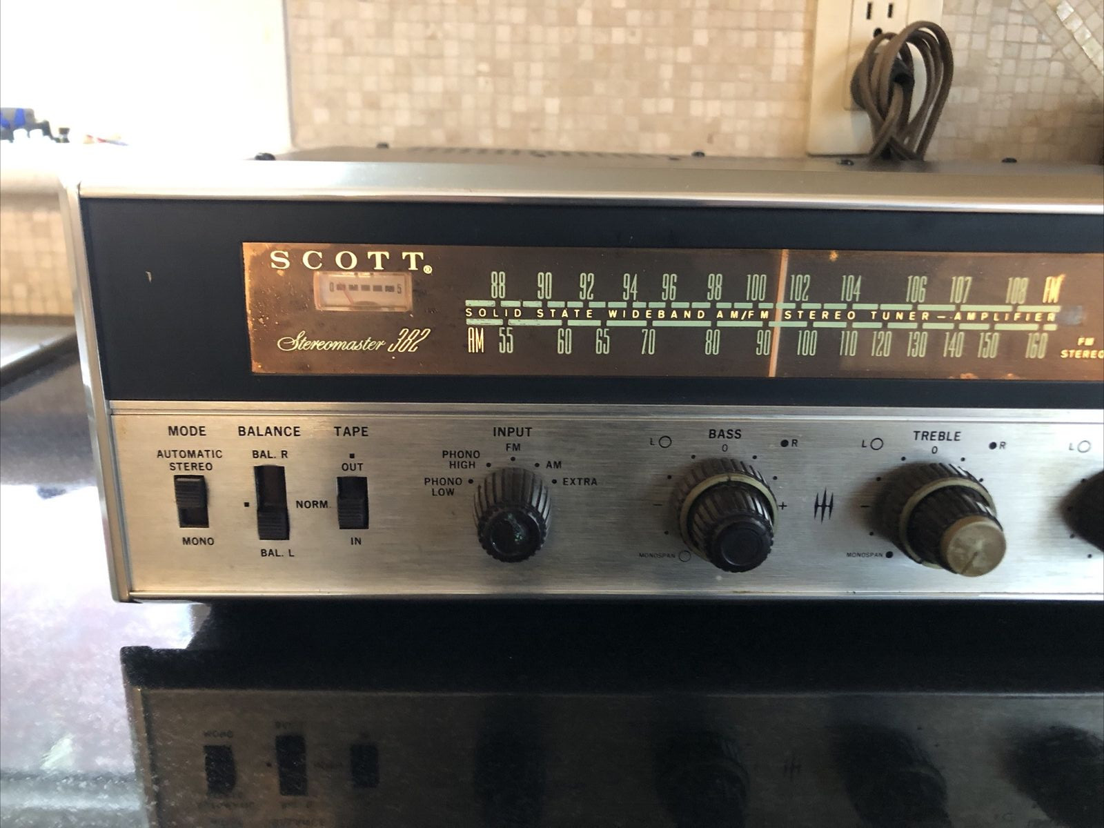 Scott Stereomaster 382 AM/FM Solid State Stereo Tuner Amplifier