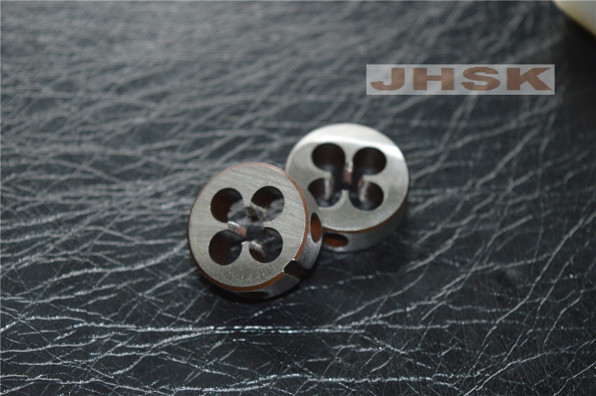 (1pcs) 11mm x 1.0 Metric Right hand Die M11 x 1.0mm Pitch  (The high quality )