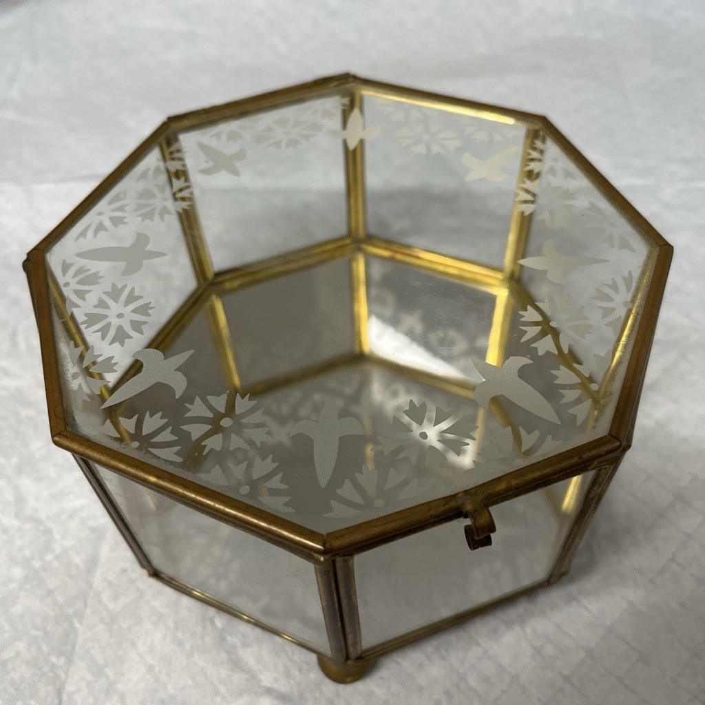 Vintage Octagonal Glass /Brass Footed Trinket Jewelry Box with Etched Birds