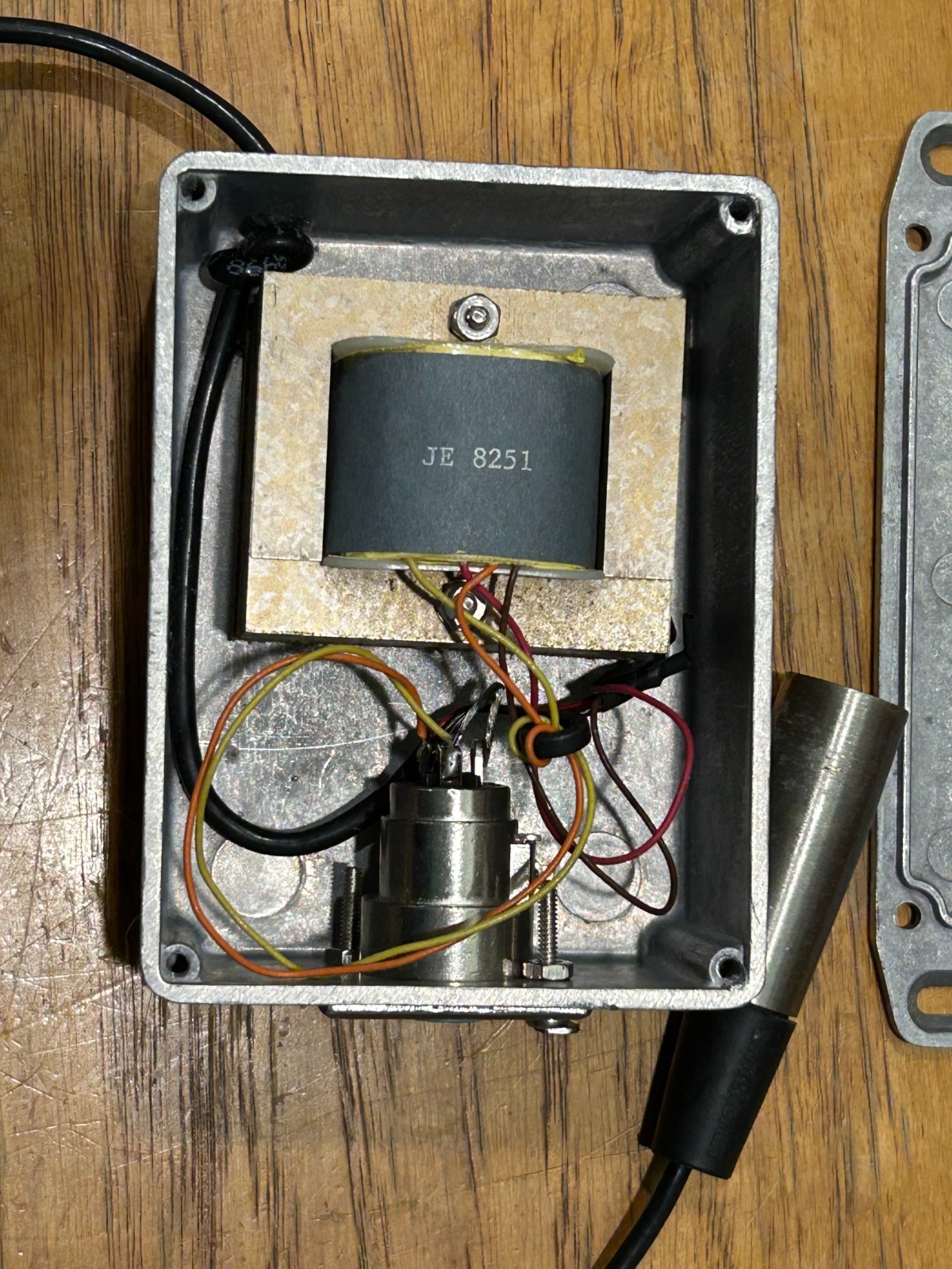 jensen JE 8251 1:1 Audio line transformer  (JT-123)